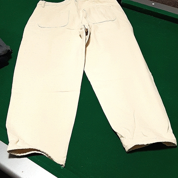 Pair of creamy color Jean's size leg 27in waste 30in jeans by shine - Picture 4 of 5